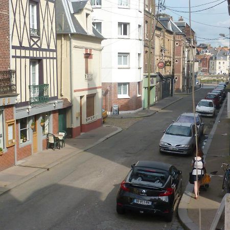 Appartement Entre Mer Et Port De Plaisance Dieppe Exteriör bild